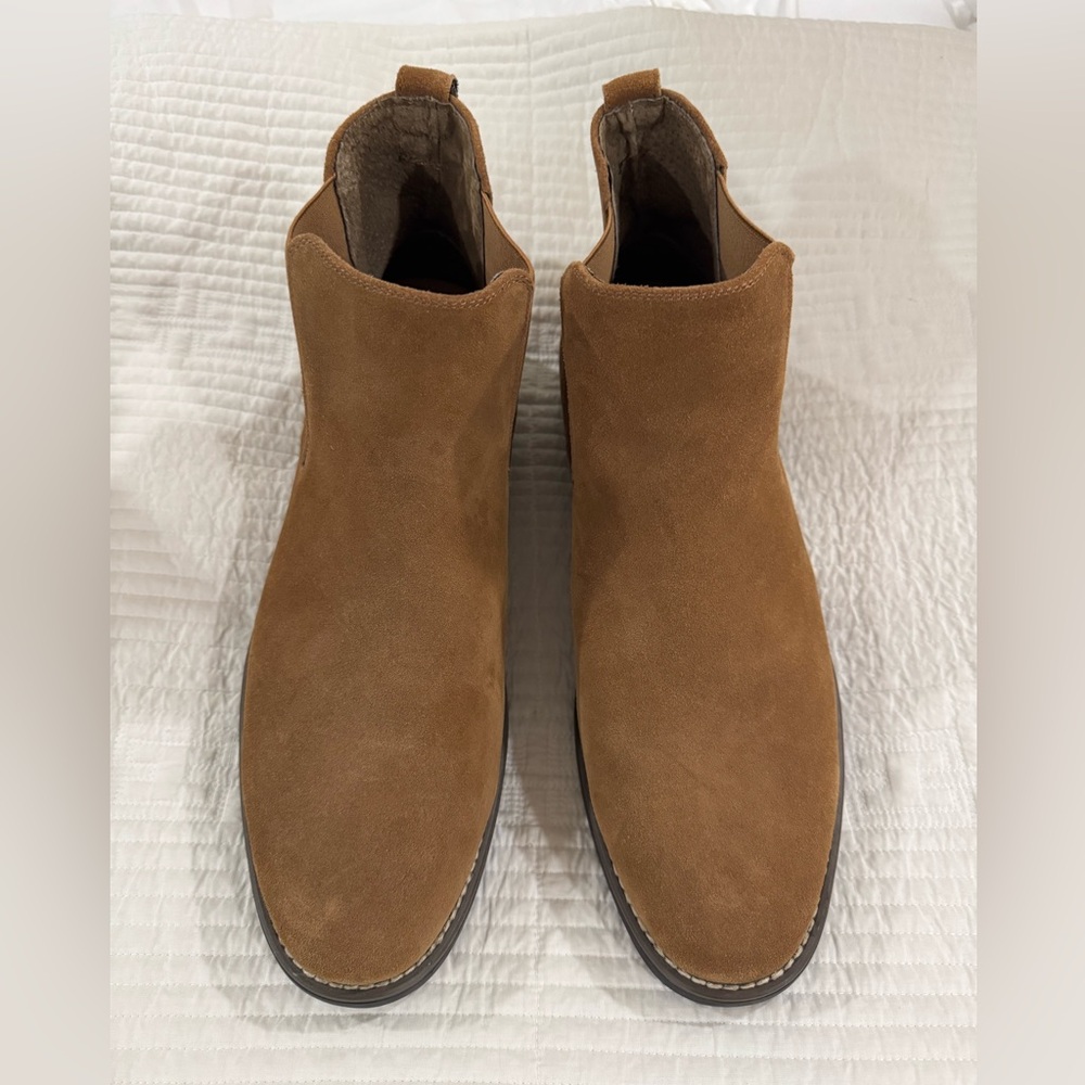 Men's Tan Suede Chelsea Ankle Boots